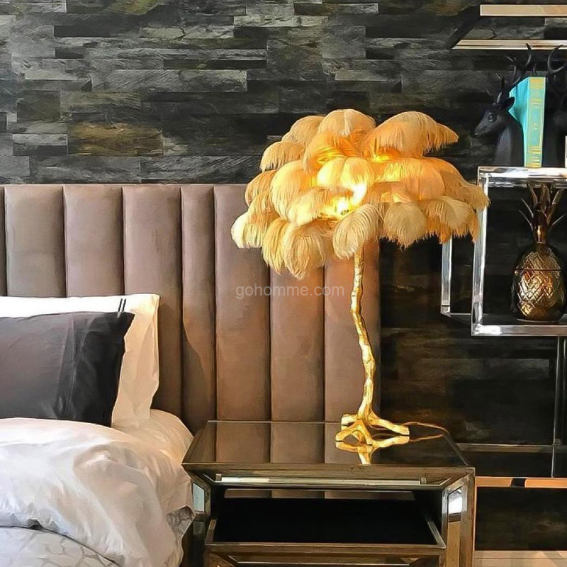 Ostrich_Feather_Table_Lamp_57 Ostrich Feather Brass Table Lamp - Image 1